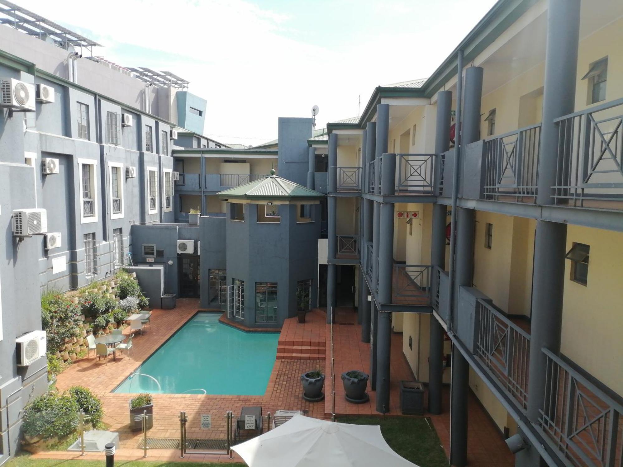 Airport Inn And Suites Edenvale Exteriör bild