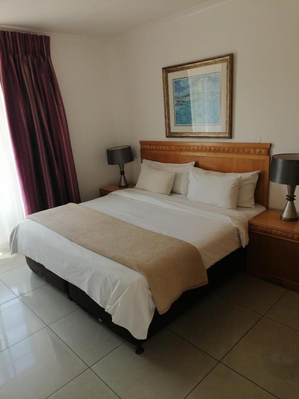 Airport Inn And Suites Edenvale Exteriör bild